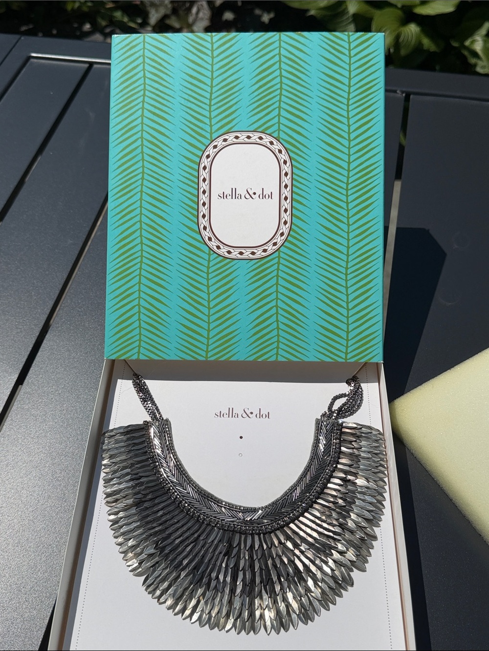 Stella & Dot Pegasus Bib Necklace - Picture 5 of 10